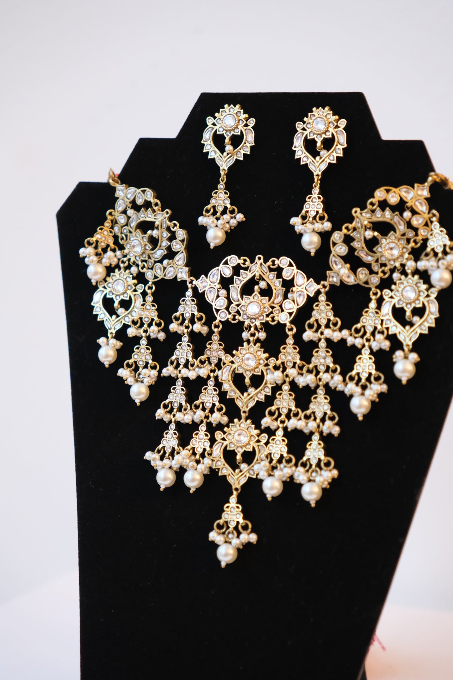 Heera Necklace Set