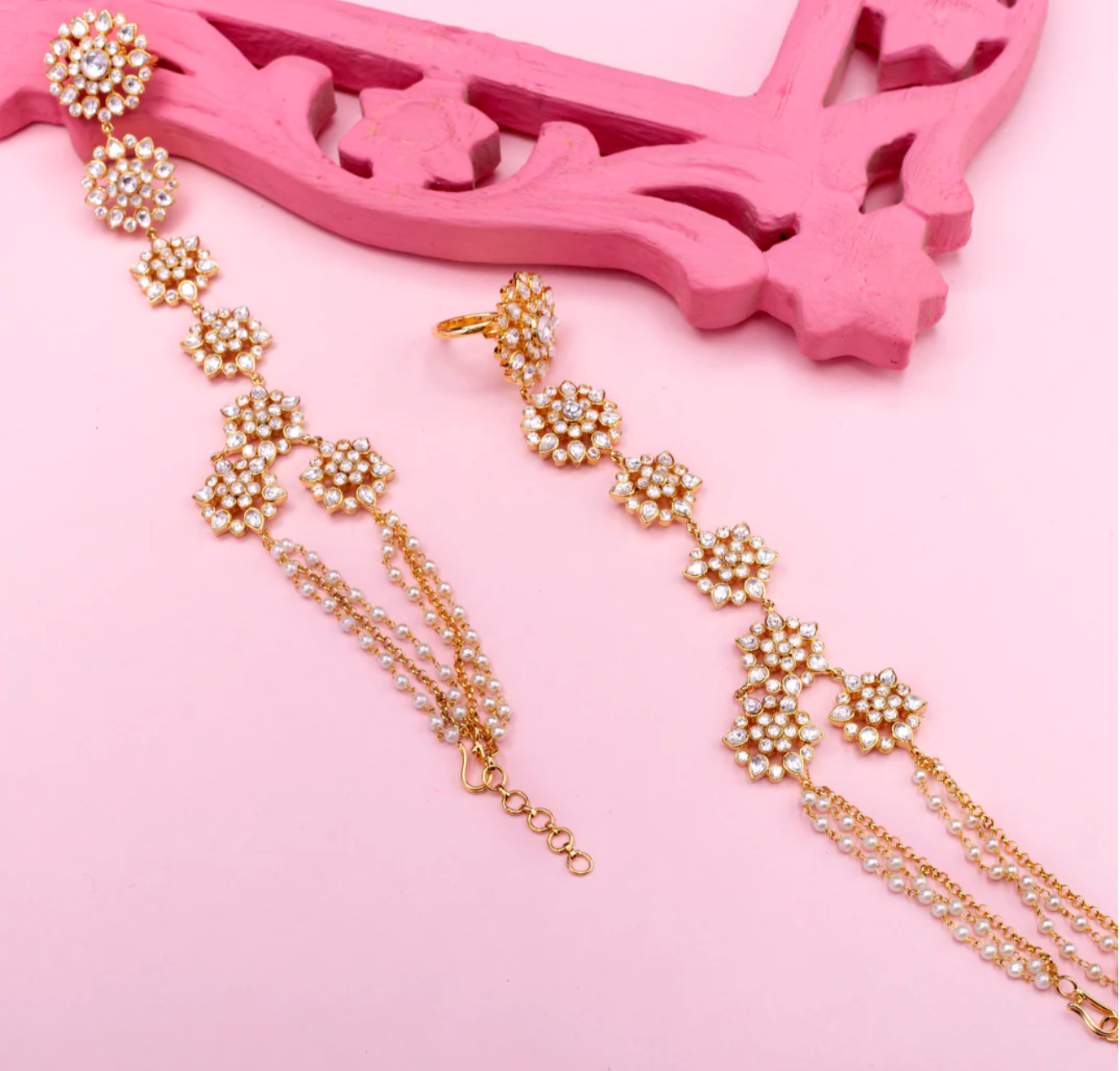 Anushree Floral Kundan Hathphool