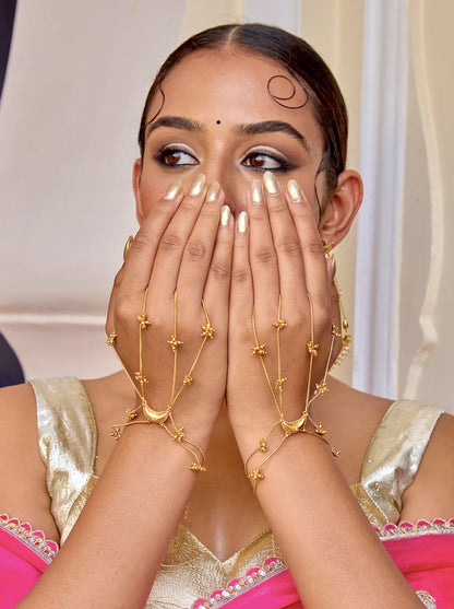 Paro Haathphool | Gold Plated